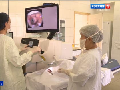 Быстрее и лечение, и реабилитация: врачи Хабаровска освоили новый метод борьбы с катарактой