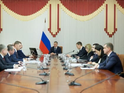 Юрий Трутнев провел совещание в Хабаровске
