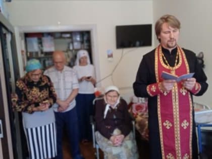 Благодарственный молебен о завершении сбора для ремонта богадельни