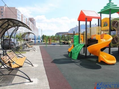 В Хабаровске проинспектировали дворы, преображенные по проектам ТОС