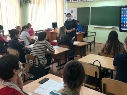 Более 200 родителей школьников Хабаровского края узнали о том, что такое Всероссийские проверочные работы (ВПР)