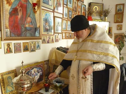 В исправительной колонии № 12 прошла Божественная литургия