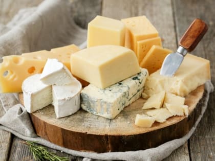 Большую партию санкционного сыра уничтожили в Хабаровске