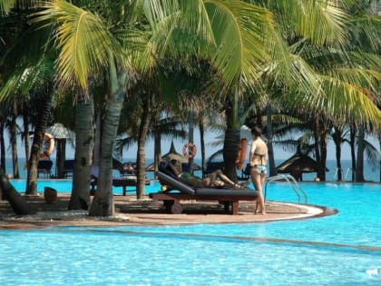 Новое нападение акулы на туристку на модном курорте