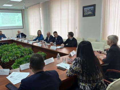 Специалисты Центра АнтиСПИД выступили с сообщением на заседании Общественной палаты города Хабаровска