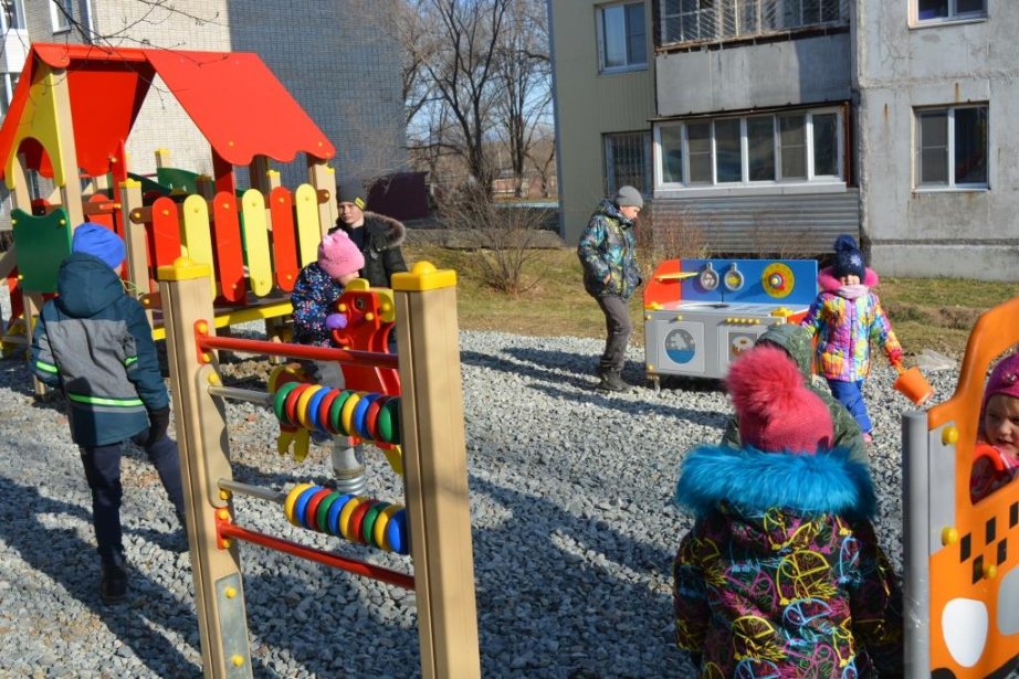 Погода в лермонтовке бикинского хабаровского. Лермонтовка Бикинский район. Хабаровский край село Лермонтовка. ТОС Фортуна. Детский сад 3 Бикин.