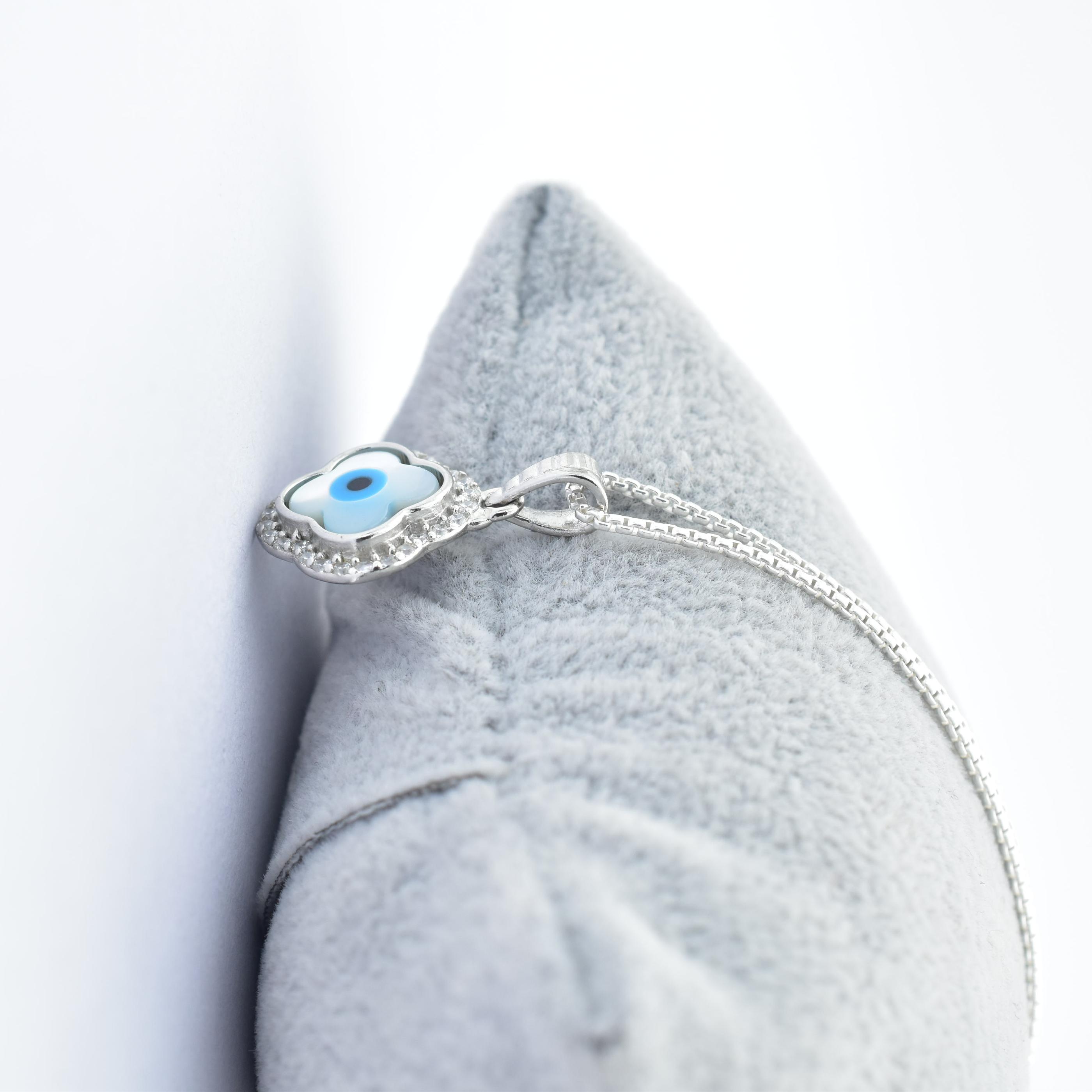 Silver Evil Eye Pendant