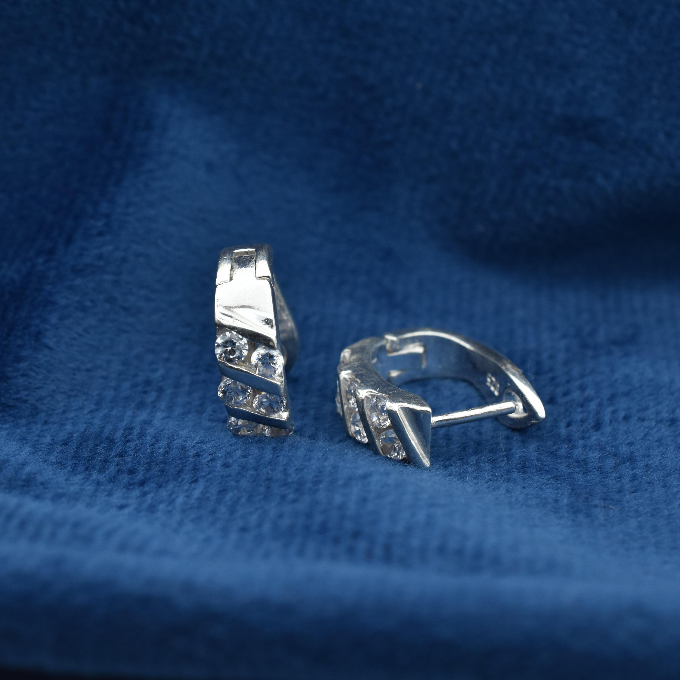 Sterling Silver Subtle Hoop Earrings