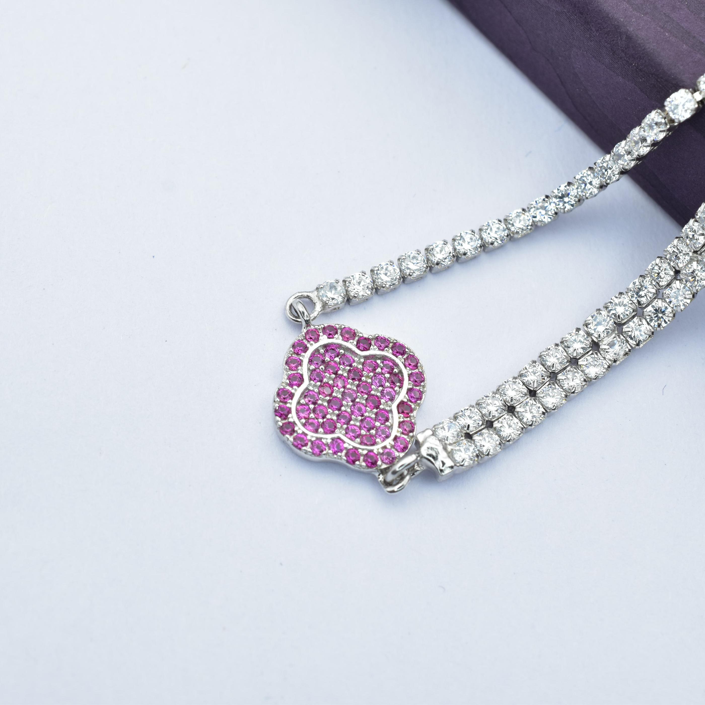 Sterlin Silver Floral Style Adjustable Ladies Bracelet