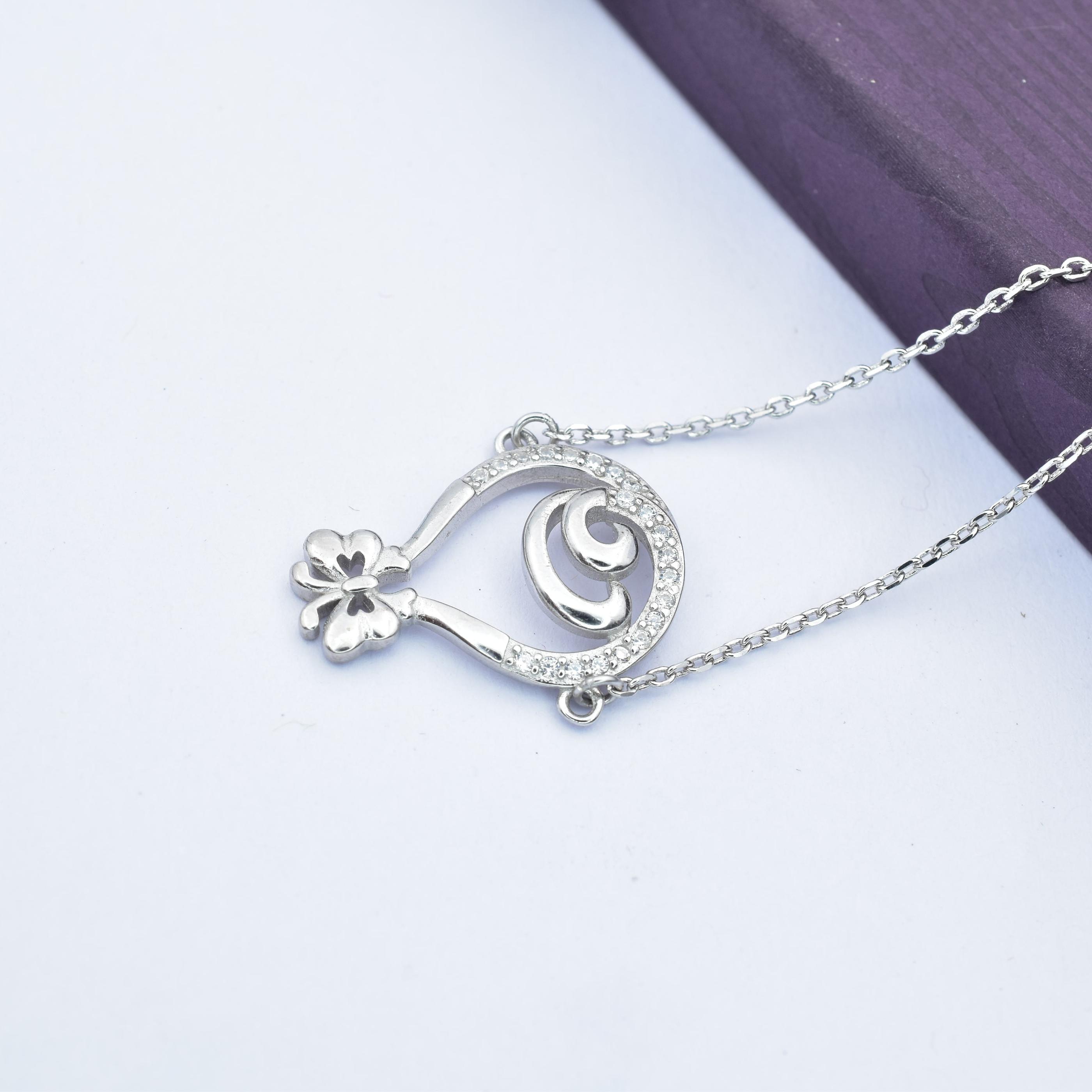 Sterling Silver Styilsh Adjustable Ladies Bracelet