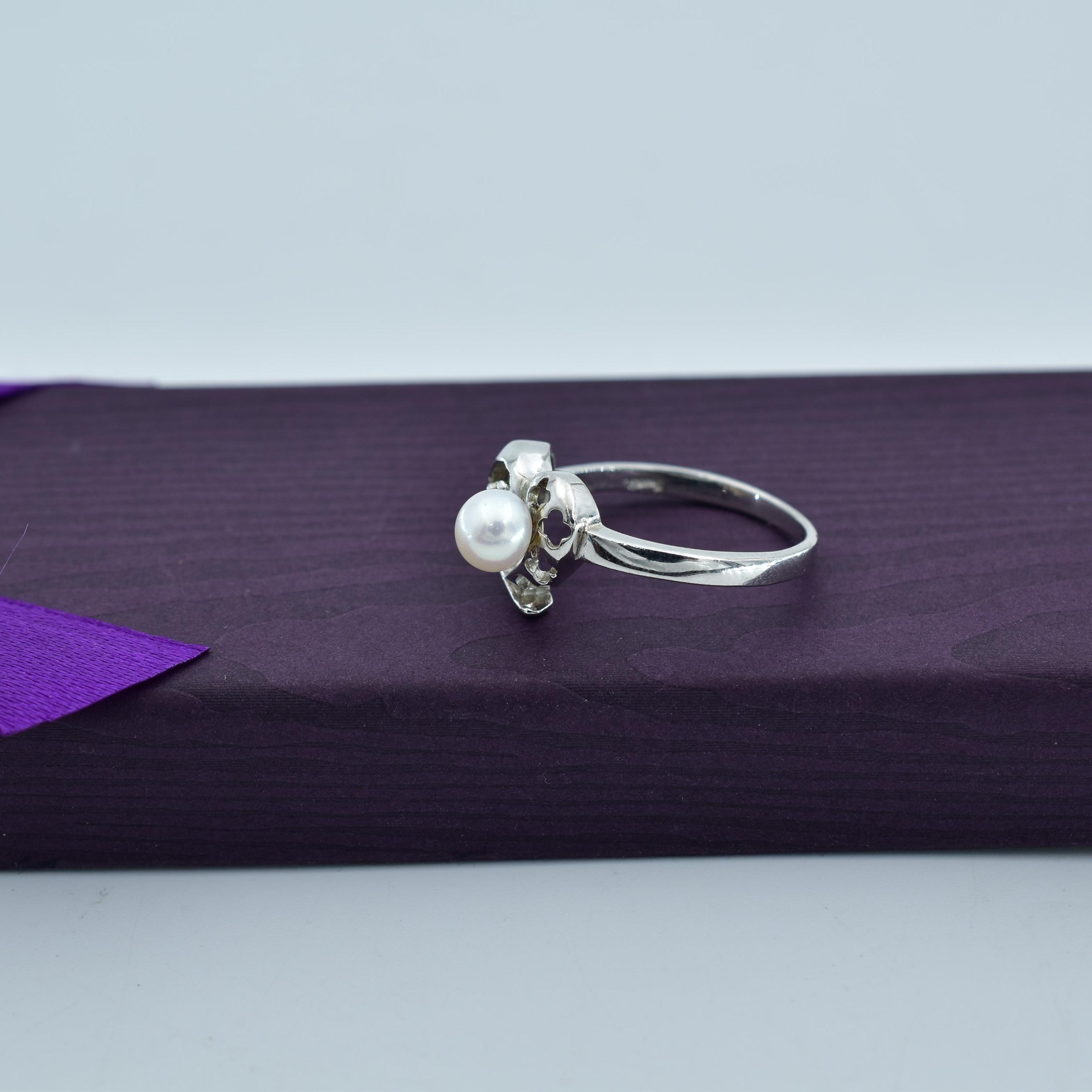 925 Sterling Silver Ring Solid Pearl Ladies Ring
