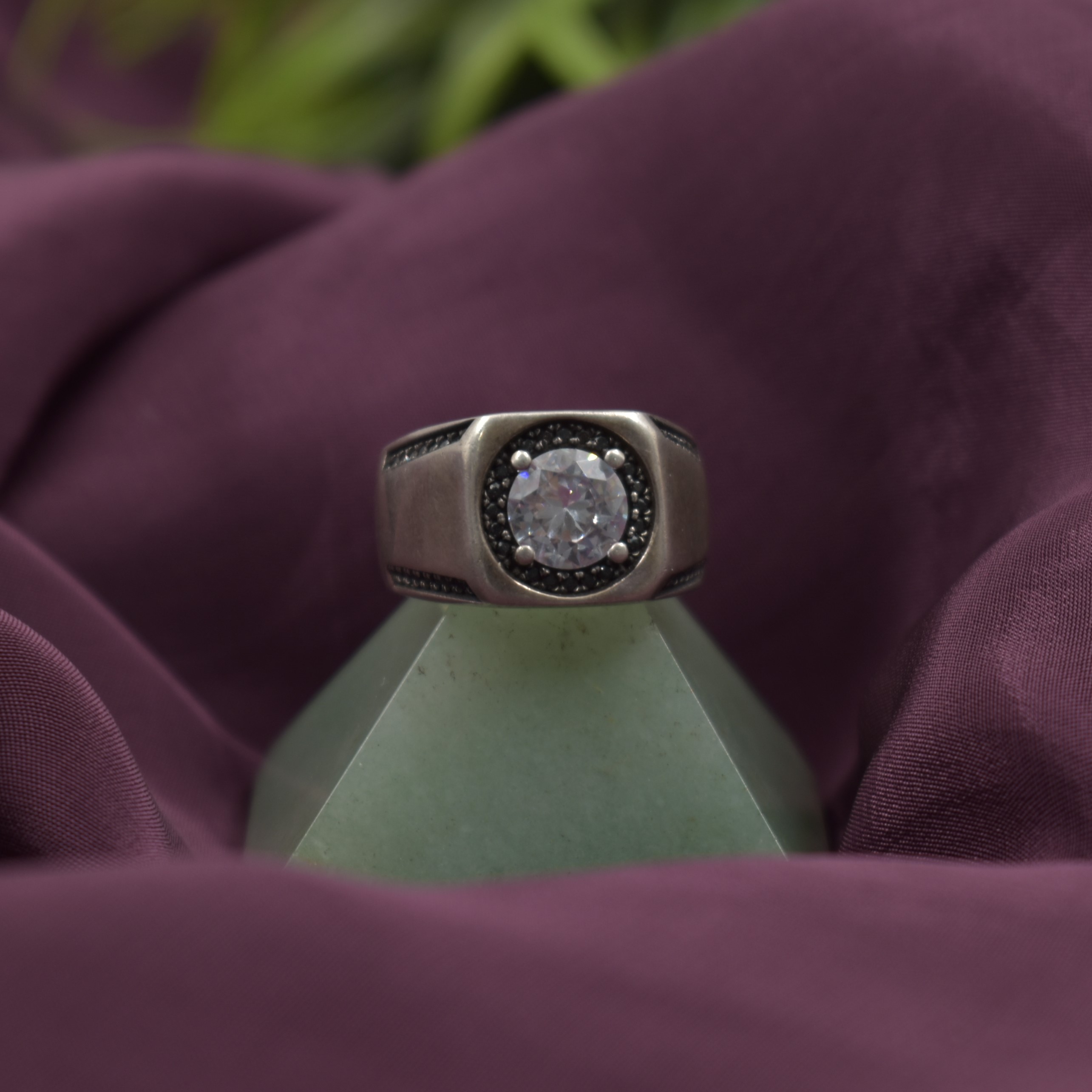 MENS RING