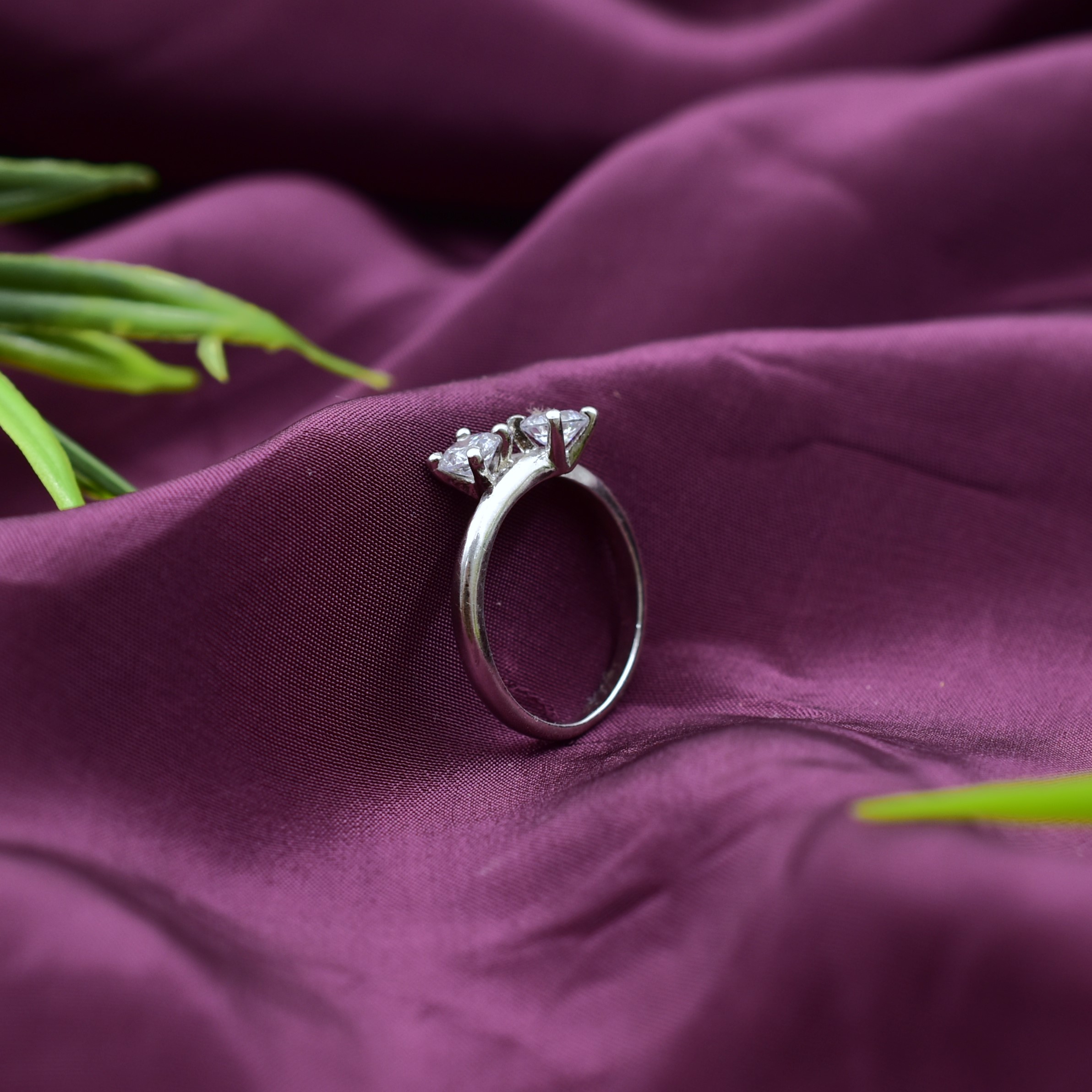 LADIES RING