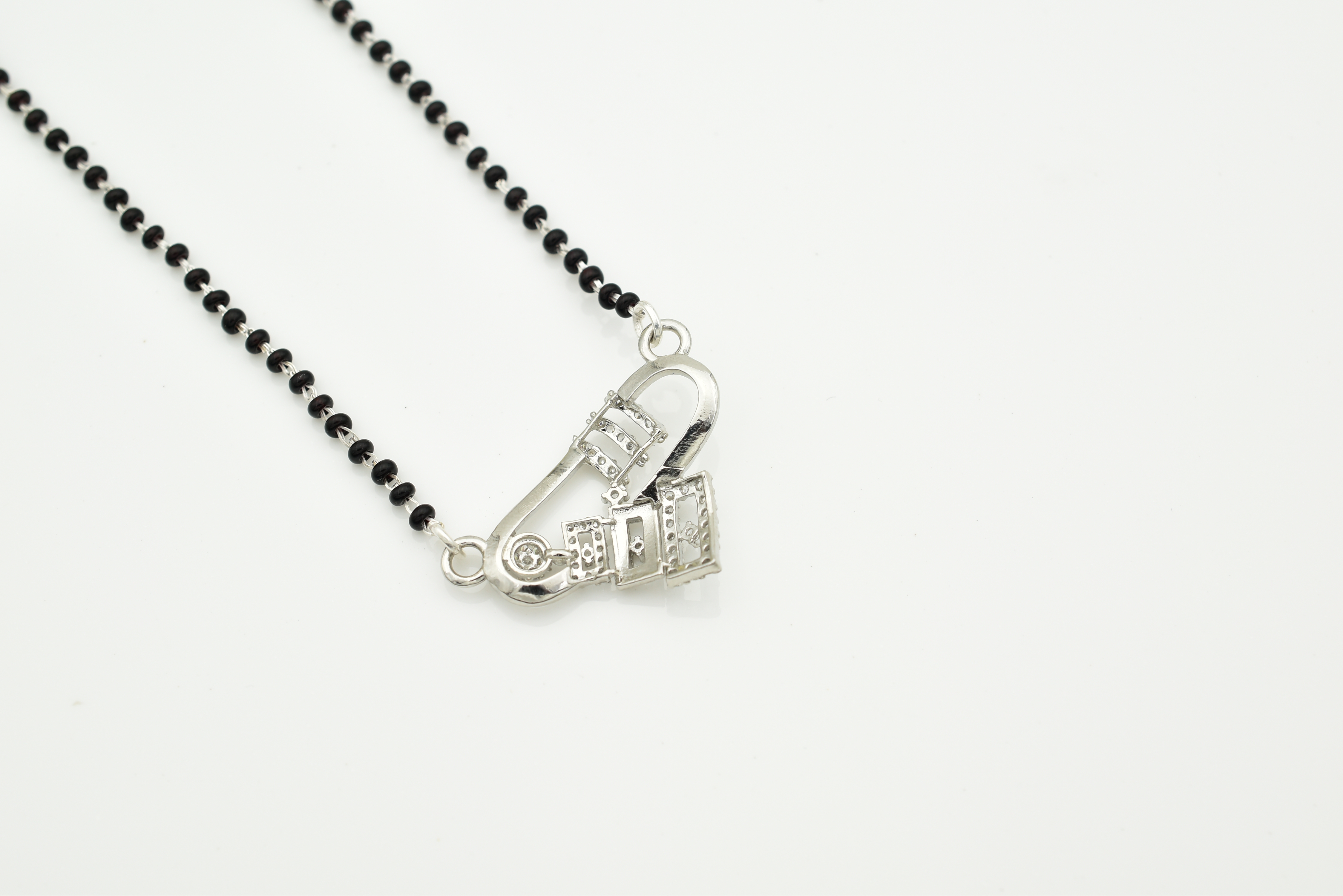 MANGALSUTRA