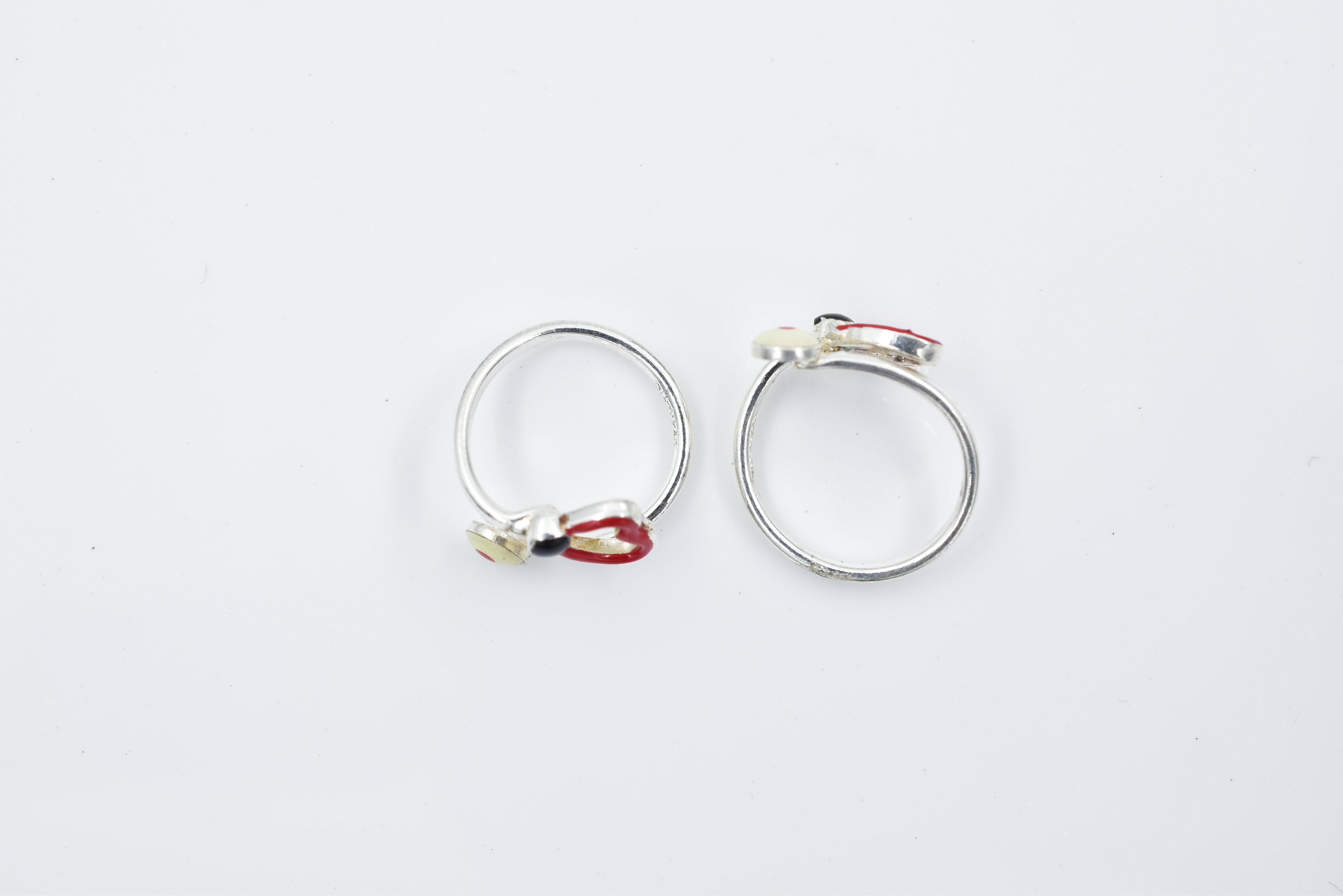 TOE RING