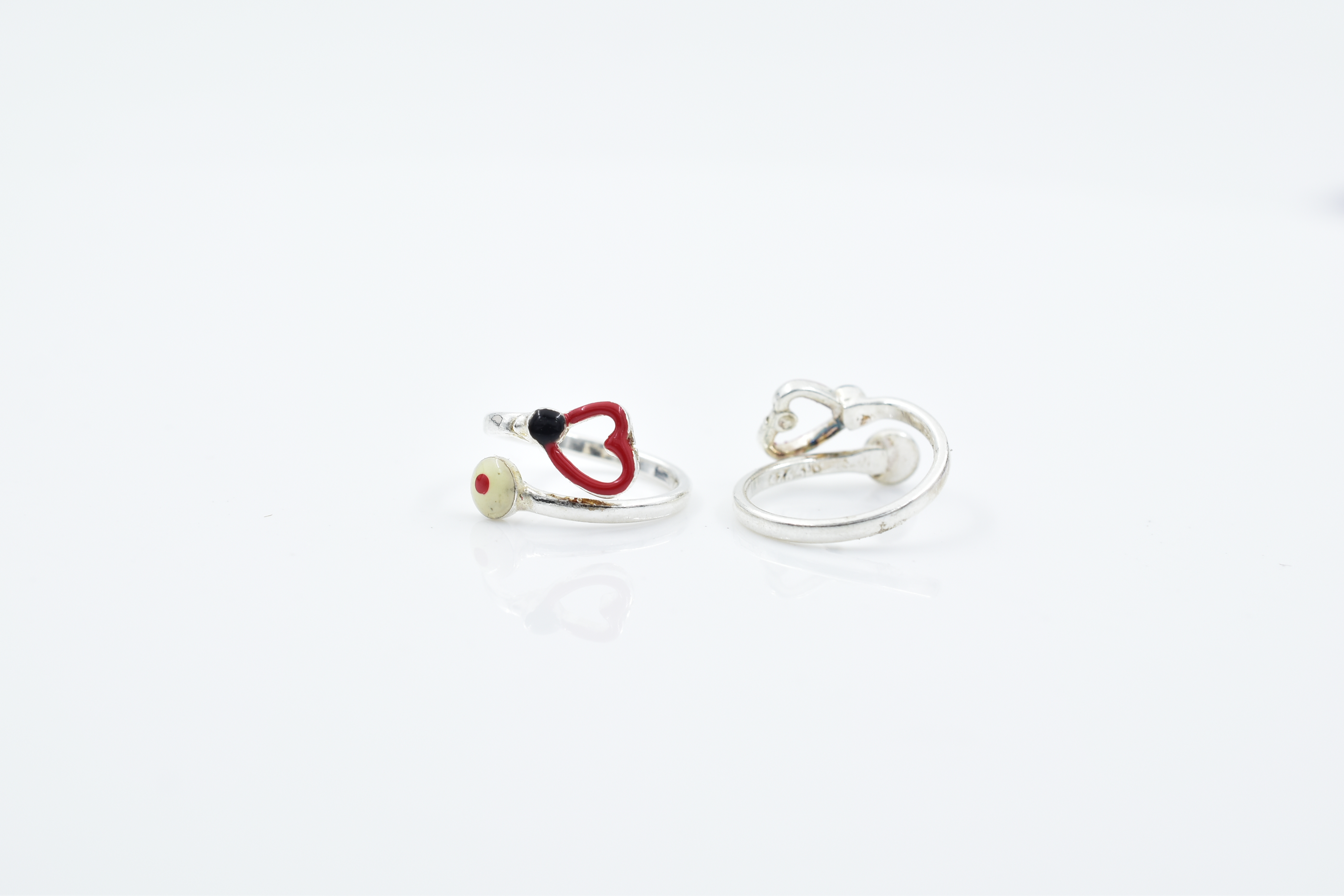 TOE RING