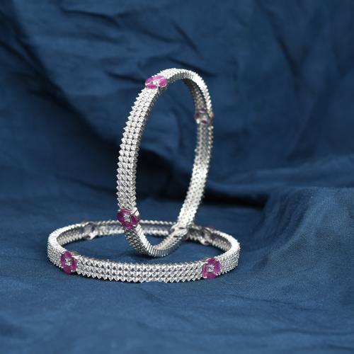 LADIES BANGLE
