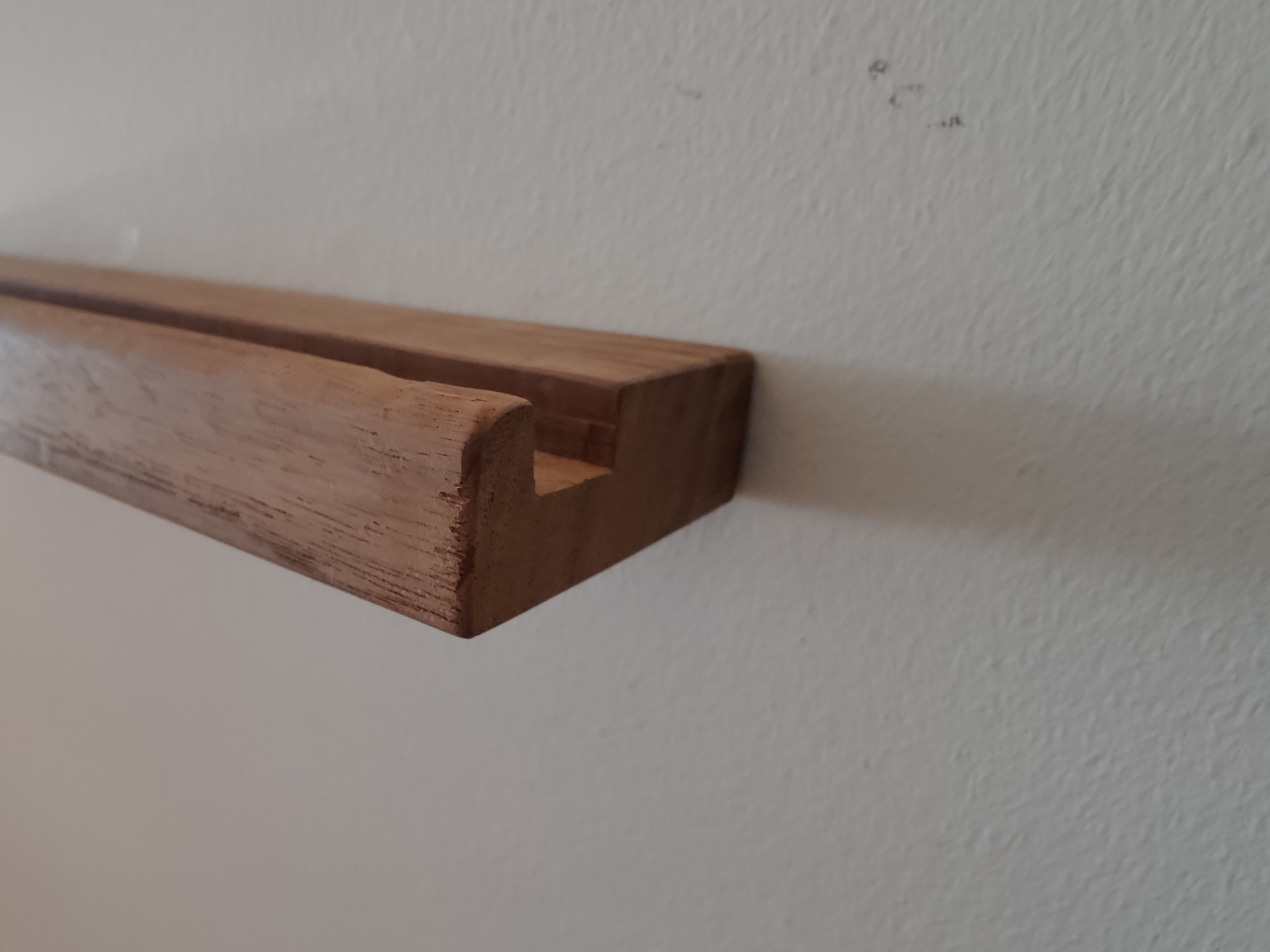Profile view / see how close to the wall it is