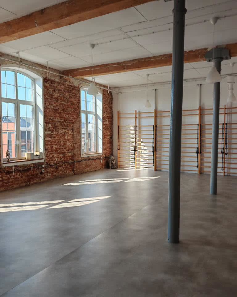 Święta Krowa Studio Jogi i Ruchu 8