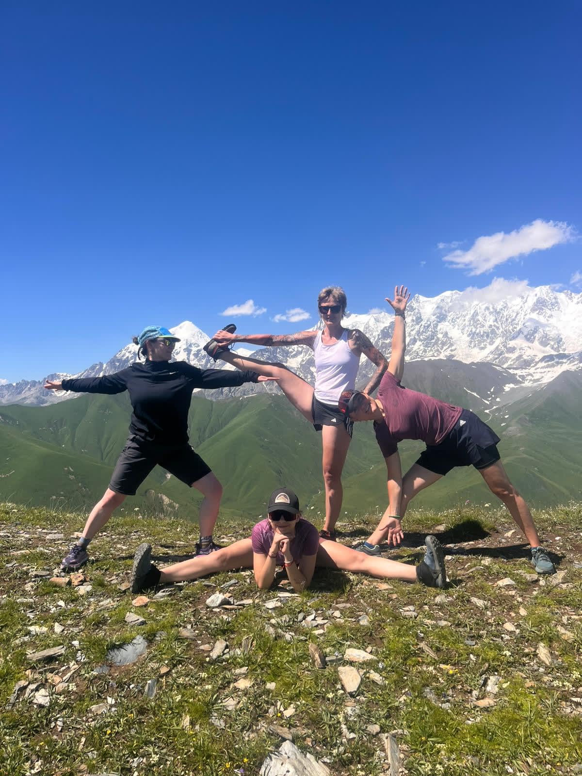 Joga na Kaukazie - Gruzja / Mestia - tydzień z jogą i górami 