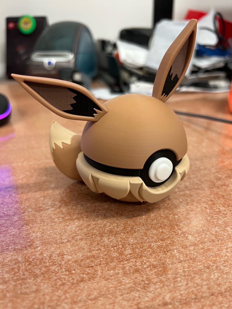 Eevee Pokebola Coleccion - #0133