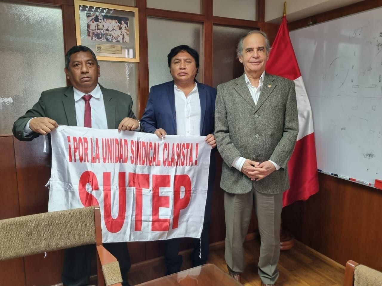 SUTEP PRESENTA PROYECTO DE LEY PARA ADELANTO DEL 50% DE LA CTS A MAESTROS Y AUXILIARES