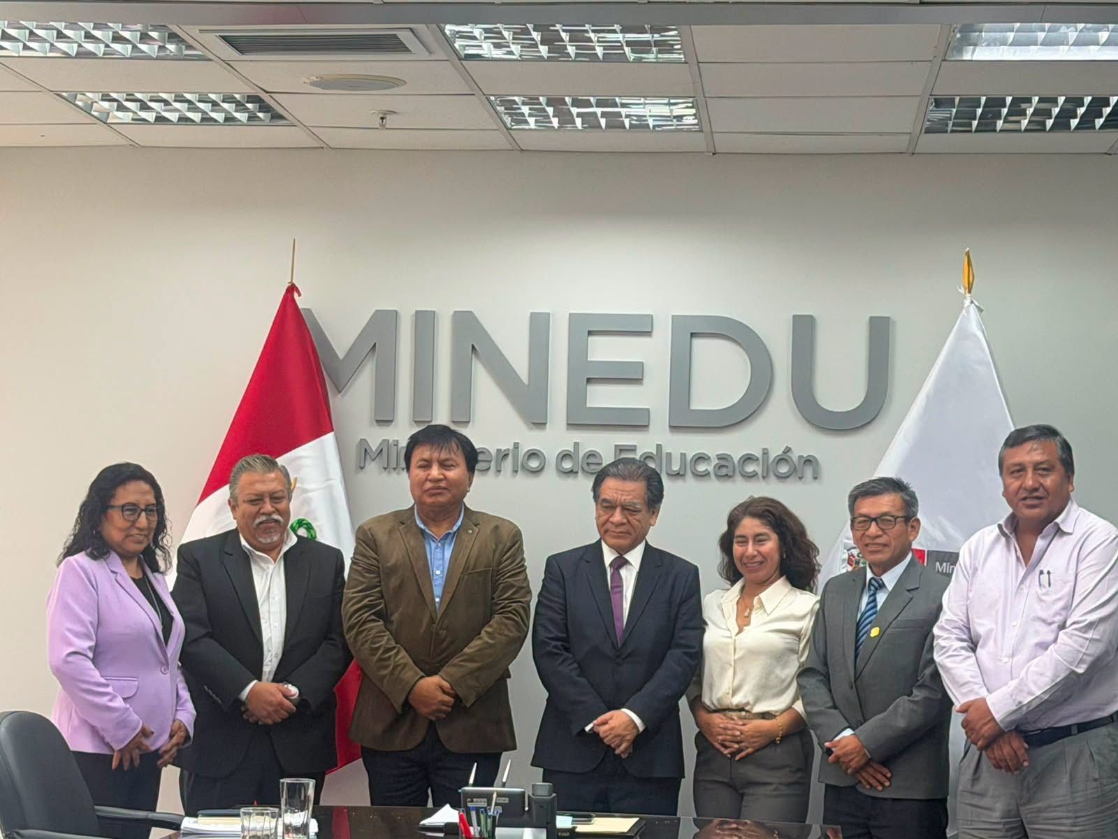 SUTEP exige cumplimiento de convenios y compromisos con el magisterio