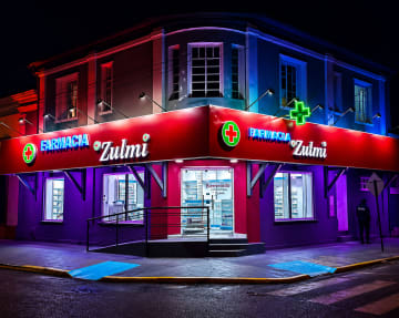 Fachada de Farmacia Zulmi en 14 de Mayo