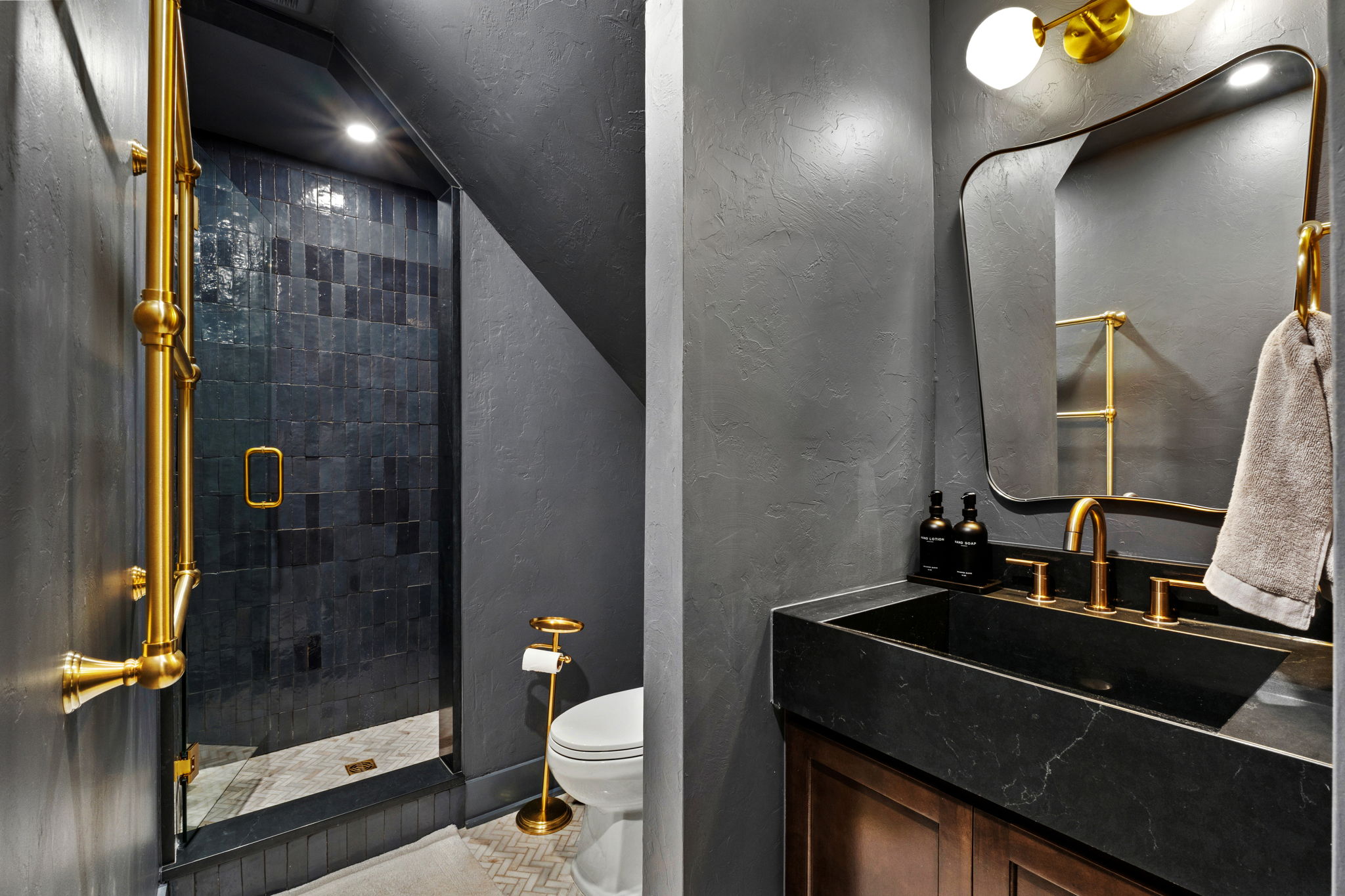 Six Yards Shy House Remodel - Gallery image 15