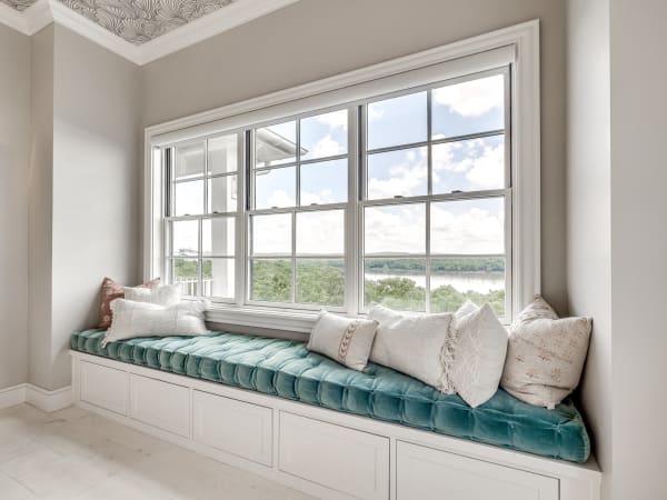 Guest room at 102 Lower Greenway