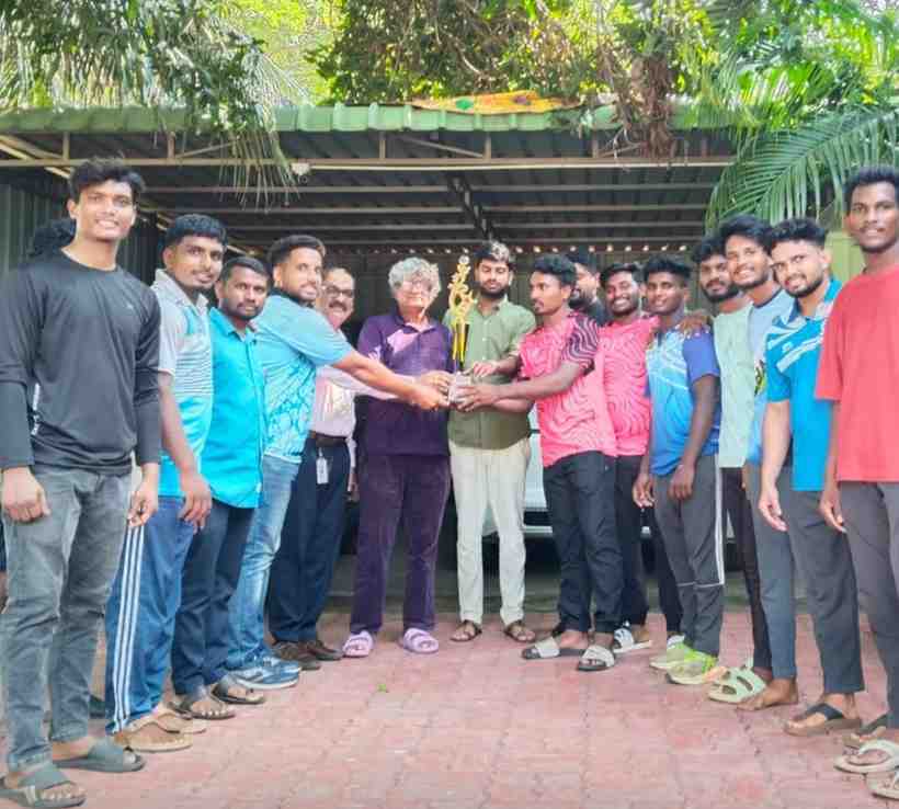 AU Inter Collegiate Kabaddi Winners from Alwardas Degree College