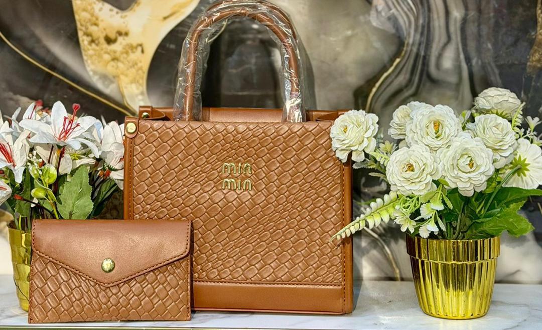 Ensemble Chic "Miu Miu" – Sac à Main & Portefeuille Assorti