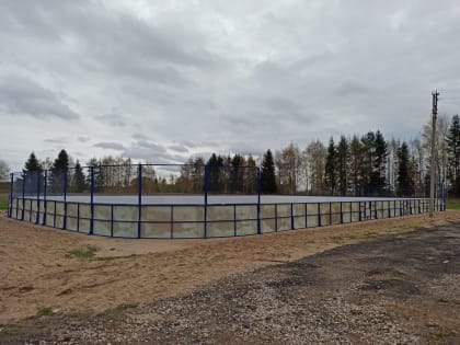 Сразу два спортивных объекта будут открыты этой осенью в Кирилловском районе.