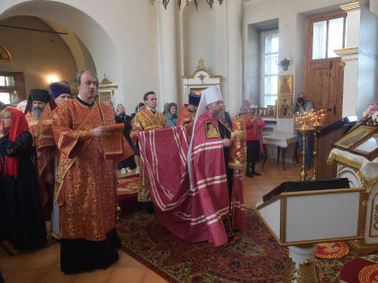 «Радуйся, святителю Игнатие, покаяния и молитвы делателю и учителю преизрядный!»