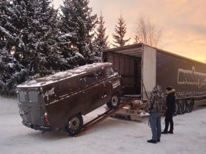 Из&nbsp;Вологодской области в&nbsp;зону СВО отправили три машины