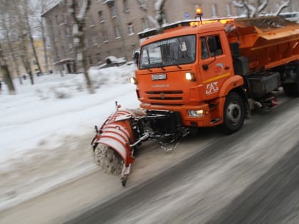 Череповец для уборки города купит дополнительно 14 спецмашин