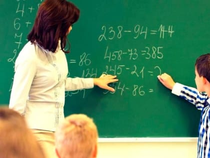 25 педагогов Вологодской области получат губернаторскую премию «За верность родной земле»