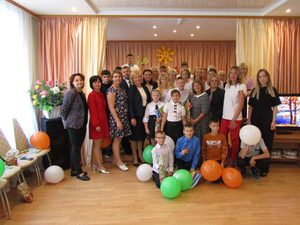 Валентина Артамонова поздравила с началом учебного года воспитанников кадниковского центра помощи детям, оставшихся без попечения родителей