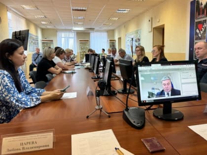 Вопросы обращения с безнадзорными животными Любовь Царёва обсудила с кадуйчанами