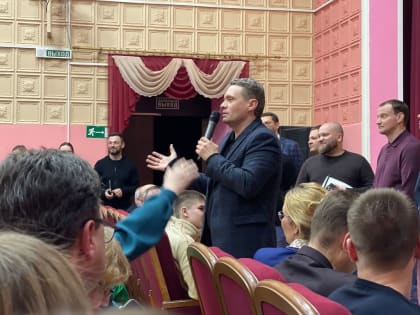 Глава региона встретился  с жителями Сямженского округа