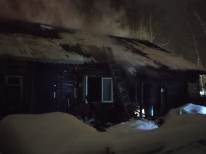 Многоквартирный жилой дом в Бабаево серьезно поврежден огнем