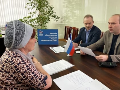 Сямженцы рассказали о своих проблемах депутату ЗСО Анатолию Дианову