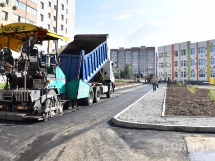 Благоустройство подъездов к новой школе на ул.  Сергея Преминина близится к завершению в Вологде