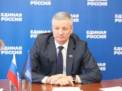 Андрей Луценко: «Капитальный ремонт крыши на Металлургов, 32 в Череповце планируется перенести на более ранний срок»