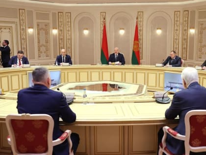 От развития туризма до создания производств: совместные проекты Вологодчины и Беларуси обсудили сегодня Президент Республики Александр Лукашенко и Губернатор Олег Кувшинников