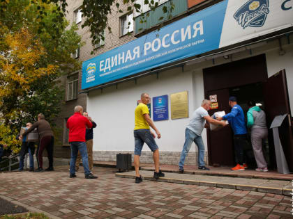 Из Череповца в 17-й раз отправили помощь в зону СВО