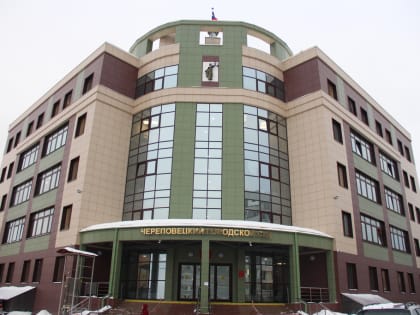 В Череповце предприятие заплатит работнице за частичную ампутацию руки