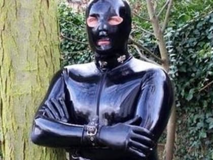 Вологжан предупреждают о загорелом извращенце, орудующем в Кремлевском саду