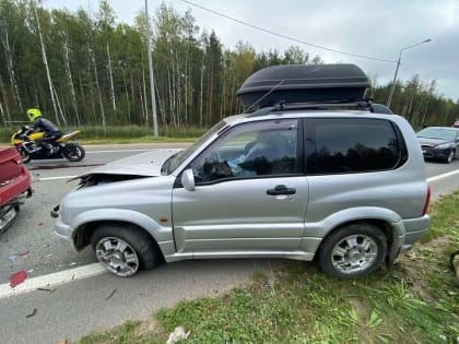 В Череповецком районе погибла женщина, вышедшая на дорогу для установки знака аварийной остановки