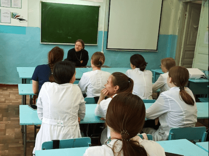 Миссионерские встречи продолжаются в Вологодском медицинском колледже